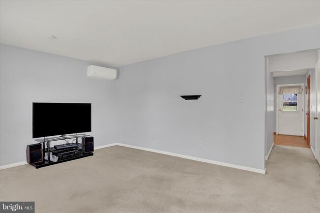 Photo - 118 S 22nd St