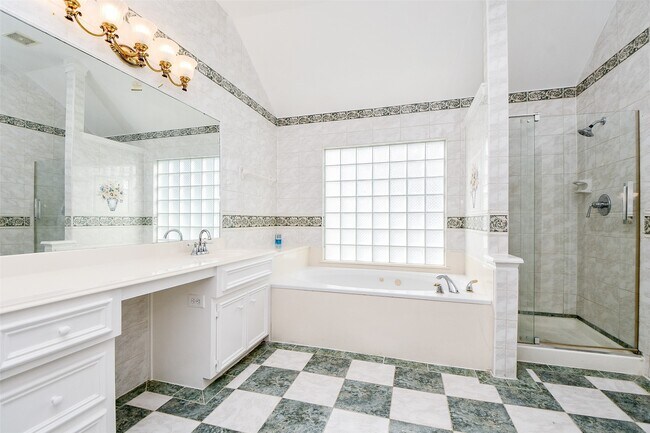 Photo - 12307 S Shadow Cove Dr