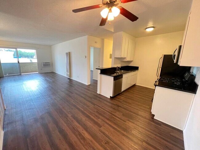 Photo - 11120 Moorpark St Apartamentos Unidad 4