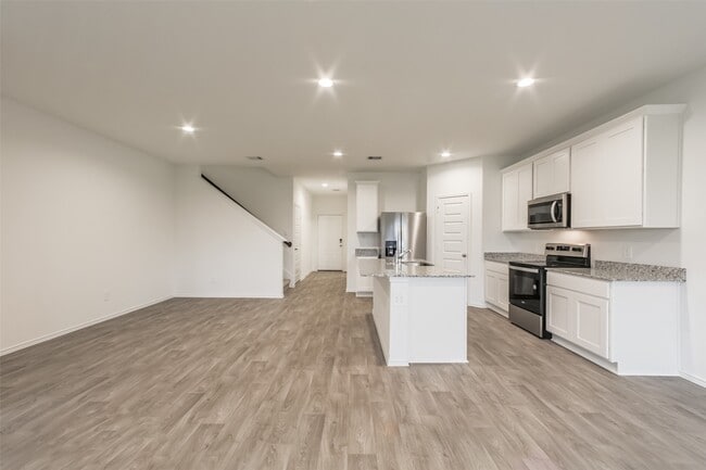 2209 Laurel Bloom Ln