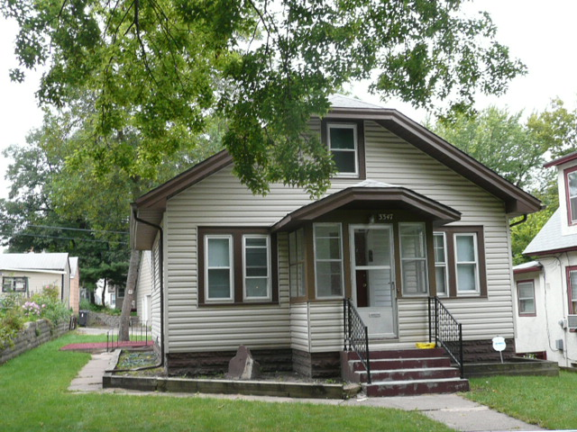 Great location *2Bed+Loft*1Bath home in Mi... - Great location *2Bed+Loft*1Bath home in Mi...