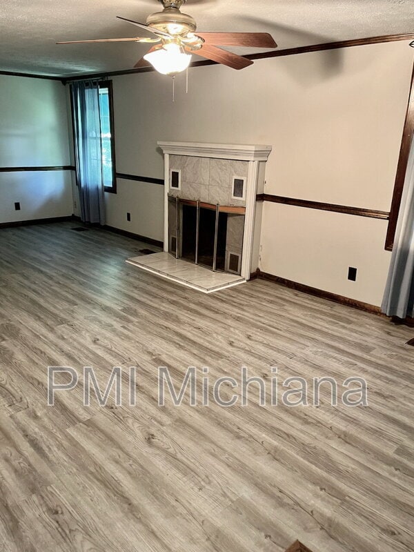 Photo - 2405 Woodmont Dr
