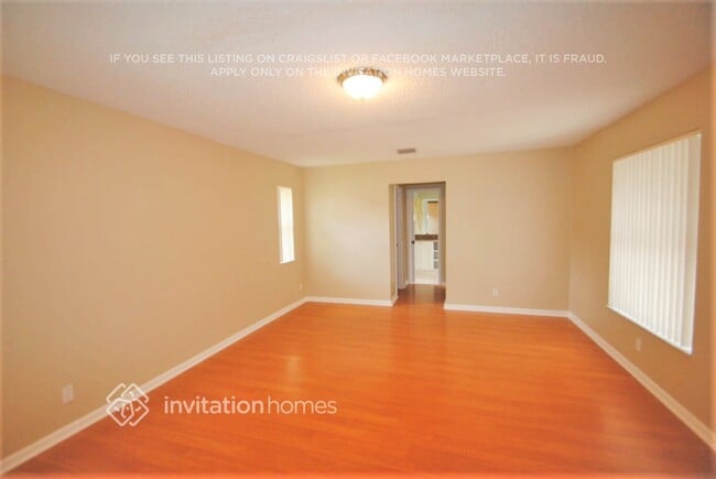 Photo - 365 NW 105th Dr