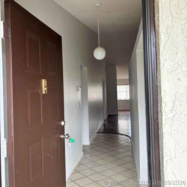 7641 Tahiti Ln Unit 205