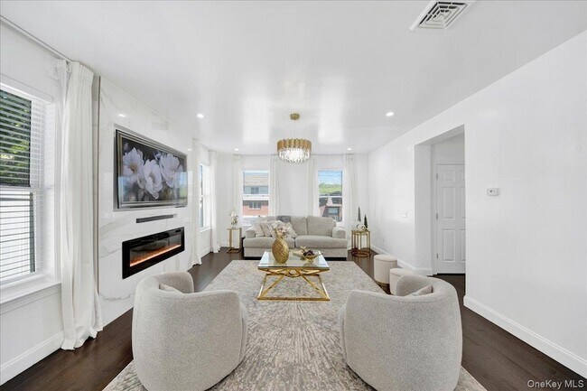 Photo - 12 Drake Pl