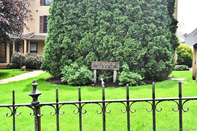 Photo - 178 Flax Hill Rd Unidad APT C203