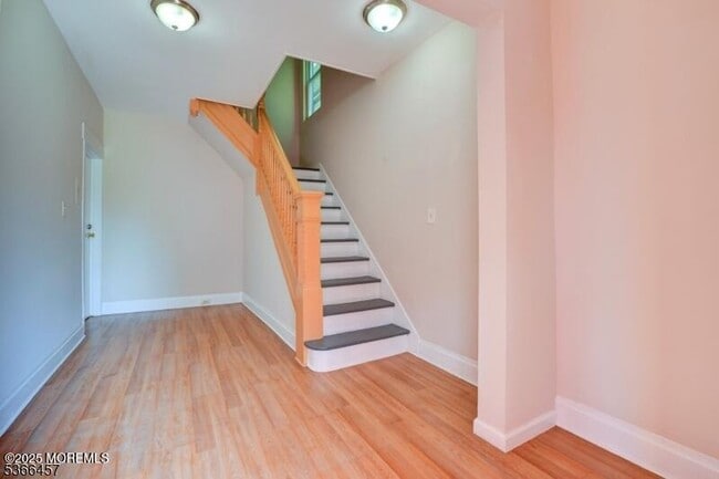 Photo - 307 21st St