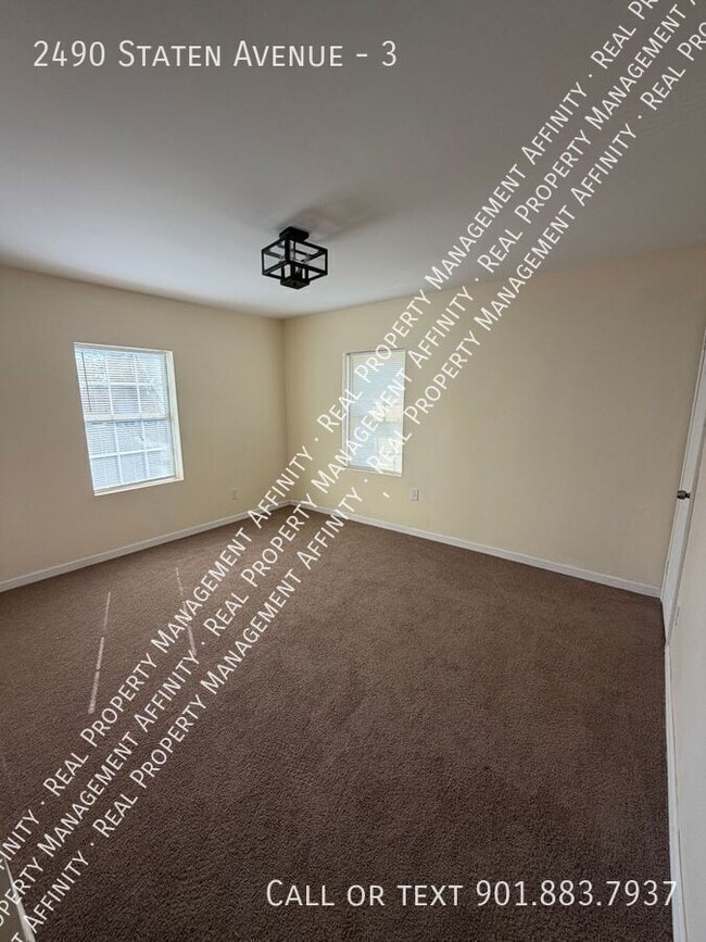 Photo - 2490 Staten Ave Unit 3