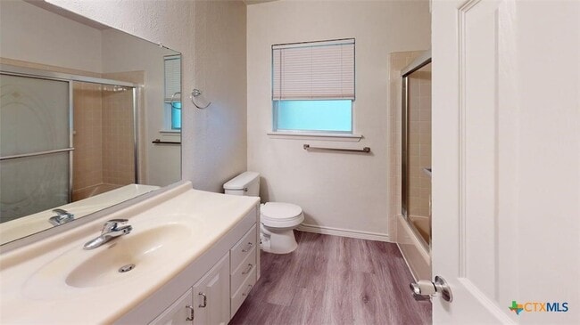 Photo - 1804 Clarawood Dr