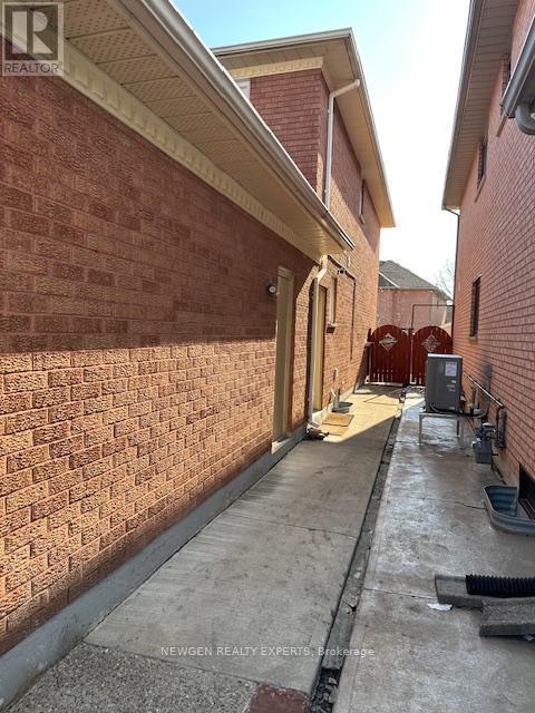 Photo - 202 Fernforest Dr