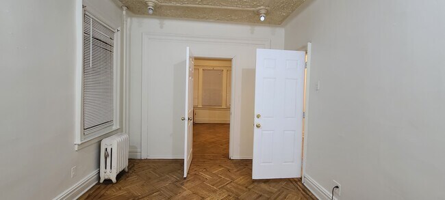 Photo - 29 ROOSEVELT Ave Unit 1