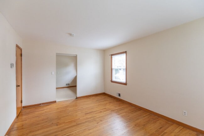 Photo - 74 Wyckoff St Unit Apt 3