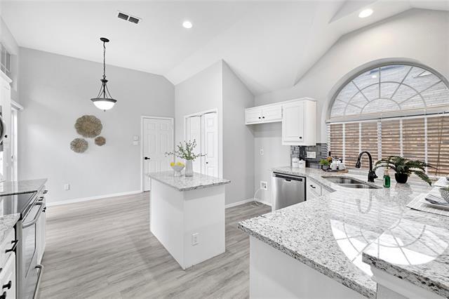 Photo - 3116 Silver Springs Ln