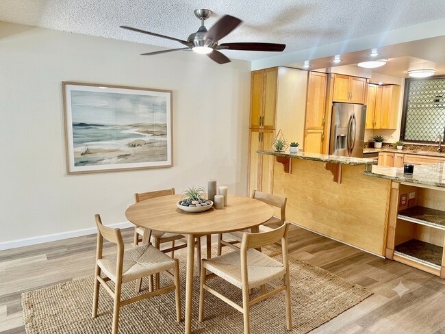 Photo - 1 bedroom in Highly Desirable building in Hawaii Kai Unit 3F