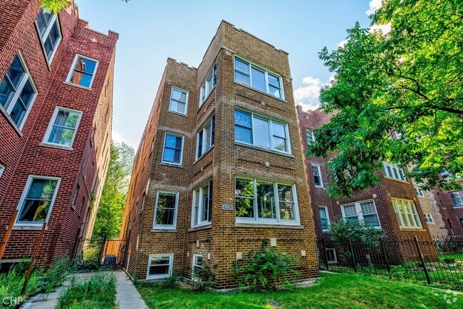 Building Photo - 4239 N Ashland Ave Rental