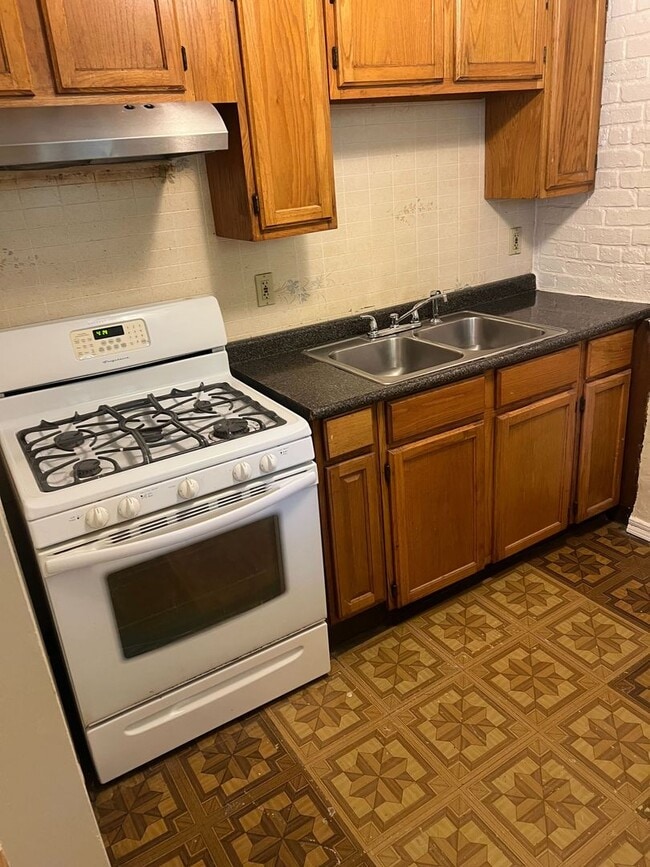 Photo - 238 Ontario St Unit 1