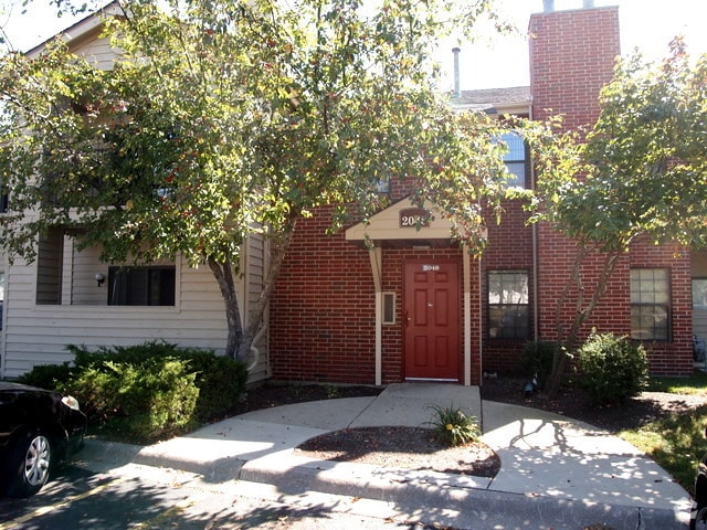 Building Photo - 2048 N Rand Rd Unit 101 Rental