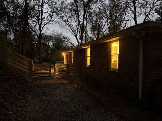 Building Photo - 203 Theodore Rd