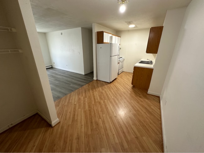 Photo - 1518 1st St E Unit 308