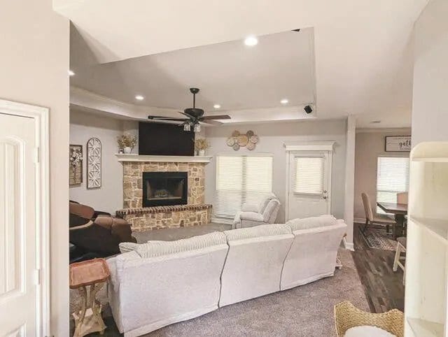 Photo - 15994 Maple Ln