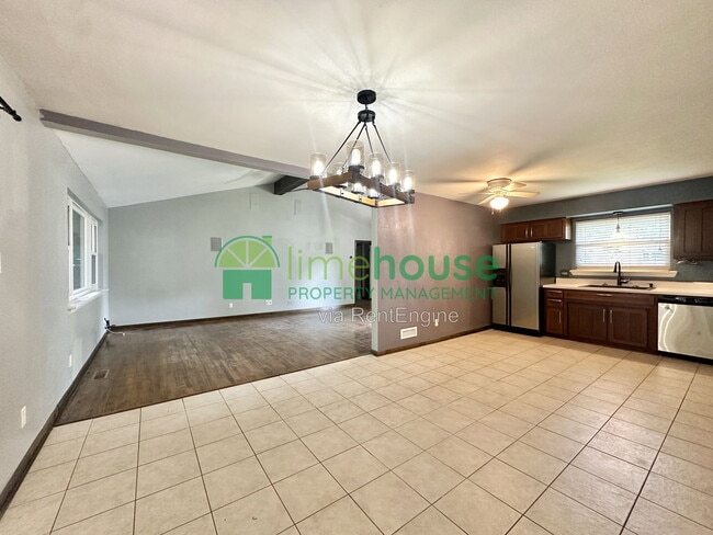 Photo - 417 Lynn Shores Dr
