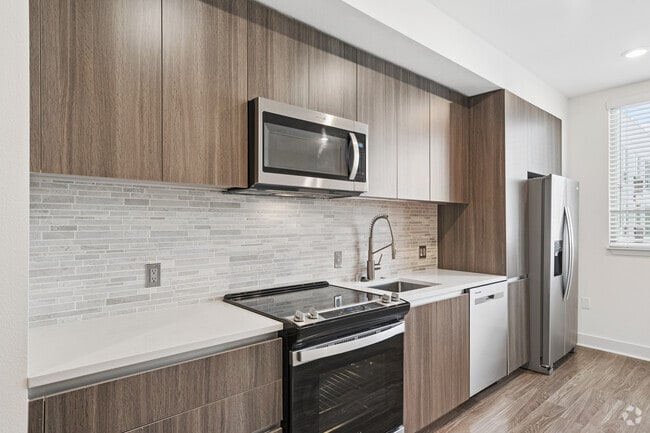 S1 - Studio - 579SF - Kitchen