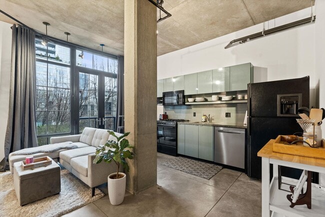 Photo - **FURNISHED** Streetcar Lofts studio w/par... Unit SC211
