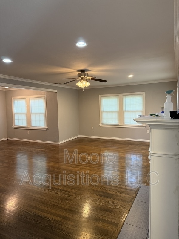 Building Photo - 1602 N Lockhart St Rental