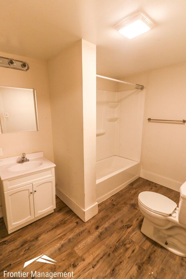 Photo - 900 Leavenworth St Unit B