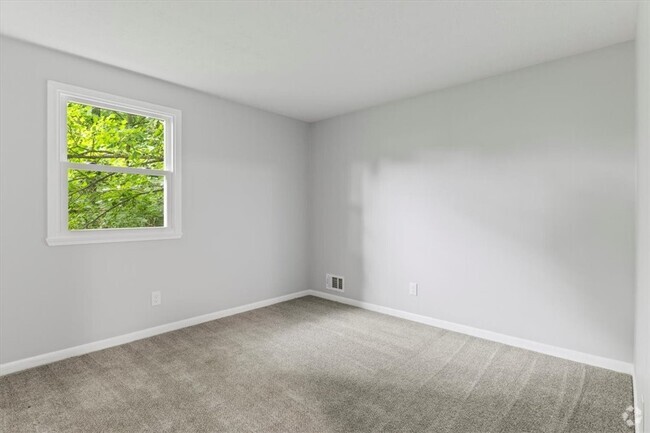 Building Photo - 109-111-111 Stonecliff Dr Rental