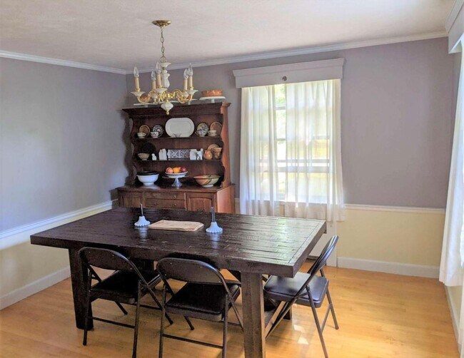 Photo - Charming 4-Bed, 1.5 Baths in Holden, MA