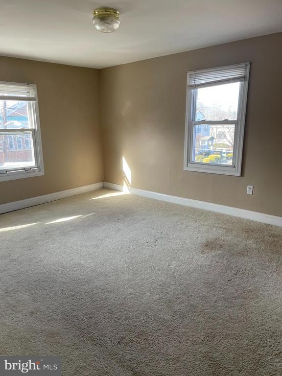 Photo - 221 Chester Ave Unidad A