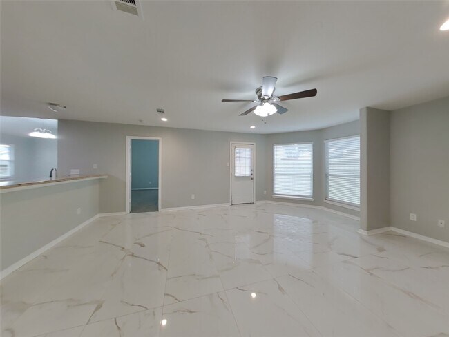 Photo - 6726 Misty Dale Dr