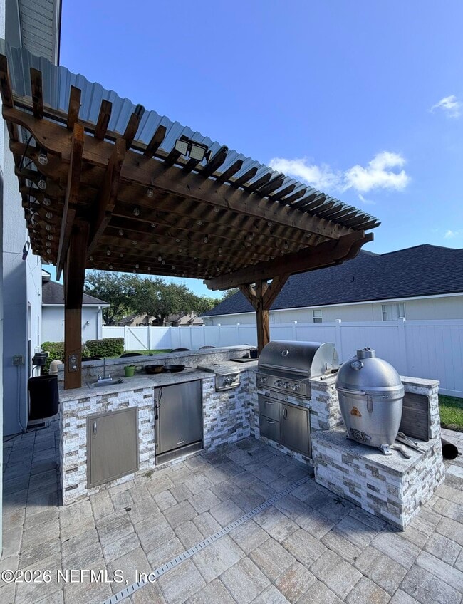 Photo - 6092 White Tip Rd