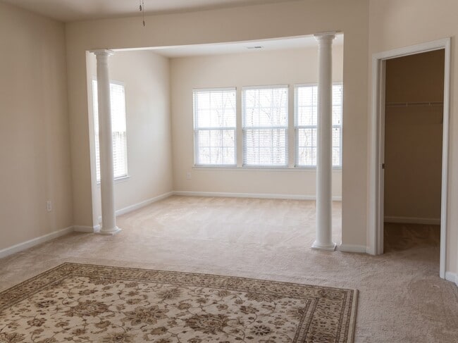 Photo - 4255 Talmadge Cir