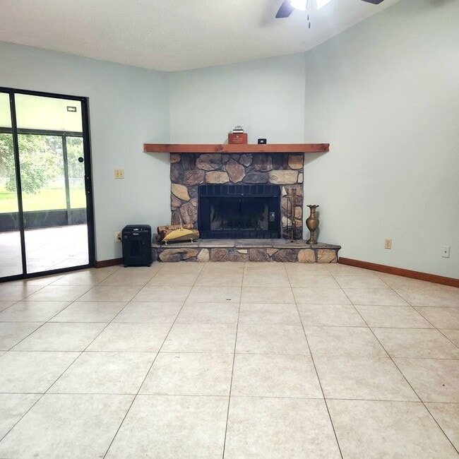 Photo - 2805 Lake Tohopekaliga Blvd