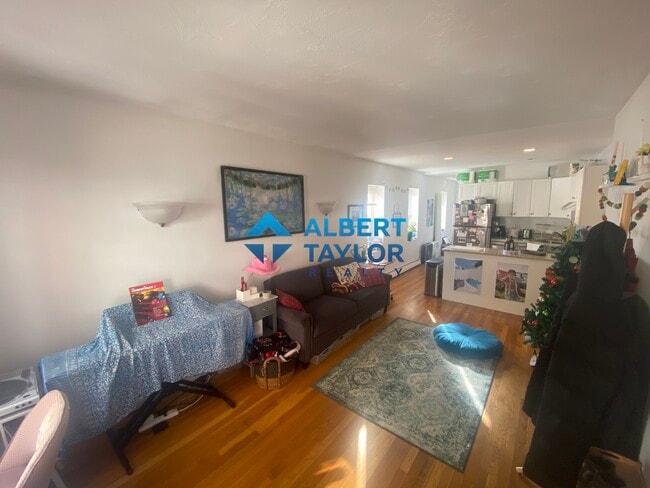 Photo - 22 Saint Cyprians Pl