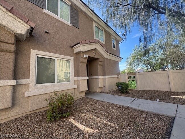 Photo - 9965 Government Point Way Unit 102