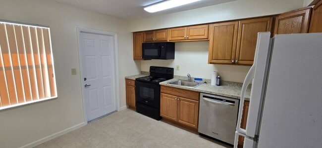 Photo - 107 Van Allen Ave NW