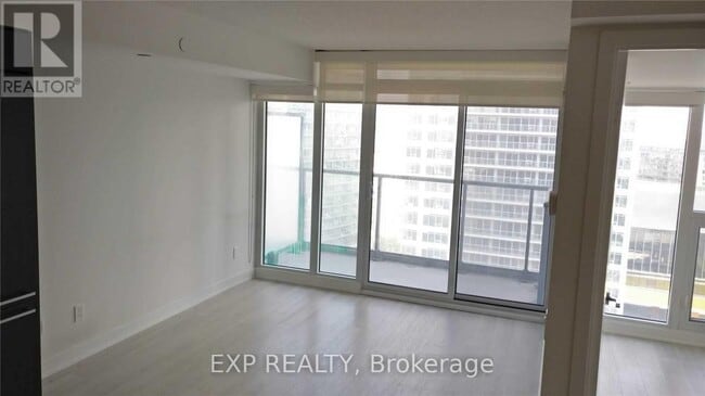 70 Queens Wharf Rd Unit 1901