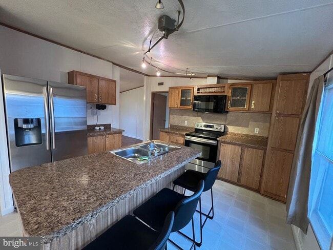 Photo - 5738 Big Stone Beach Rd