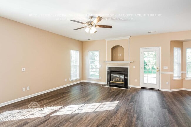 Photo - 7311 Daerwood Pl