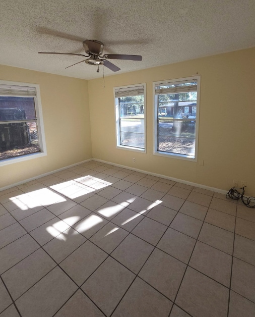 Photo - 412 Azalea Ave