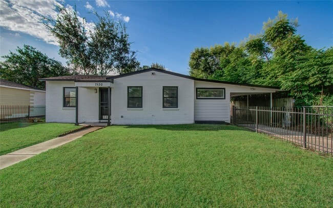 Photo - 7530 Park Pl Blvd