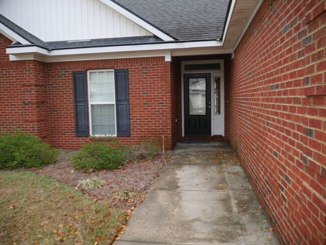 Building Photo - Beautiful 3/2 located in Valdosta Rental