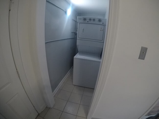 Photo - 1700 N Monticello Ave Unit 1