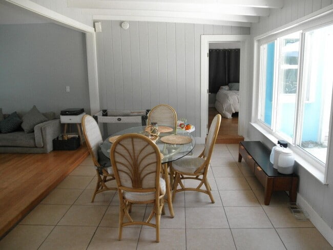 Photo - 431 Virginia Dr