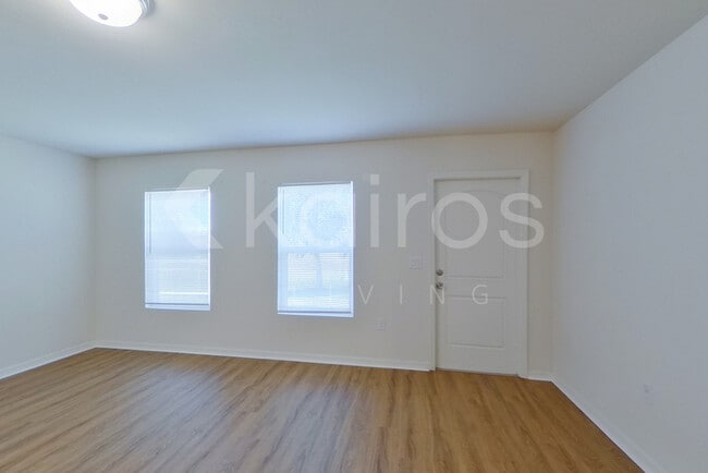 Photo - 4418 NE 22nd Ave