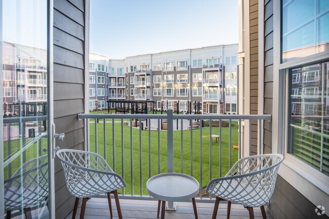 Photo - Fairfield The Wel At Lindenhurst