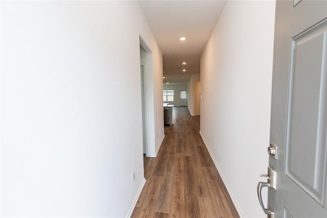 Photo - 116 The Ugly Wy